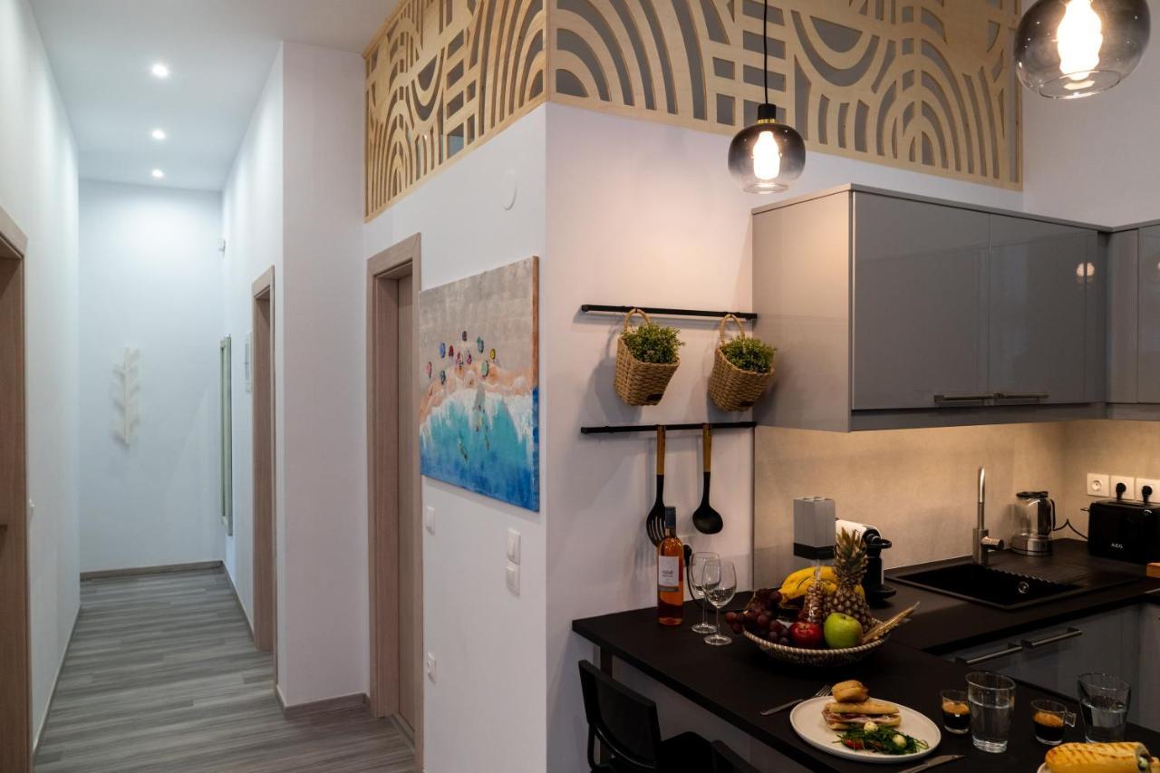 Central Suites Aegina 2 Exterior foto